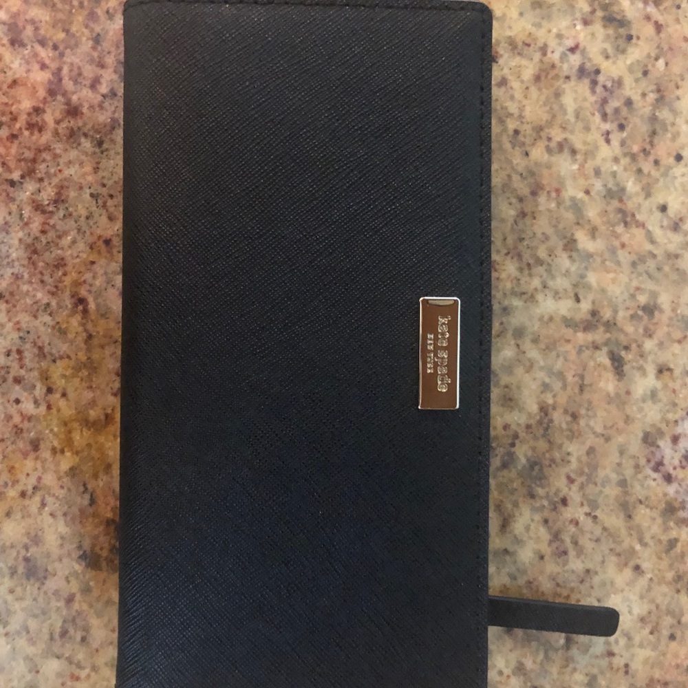 Kate Spade Wallet - Picture 1 of 3